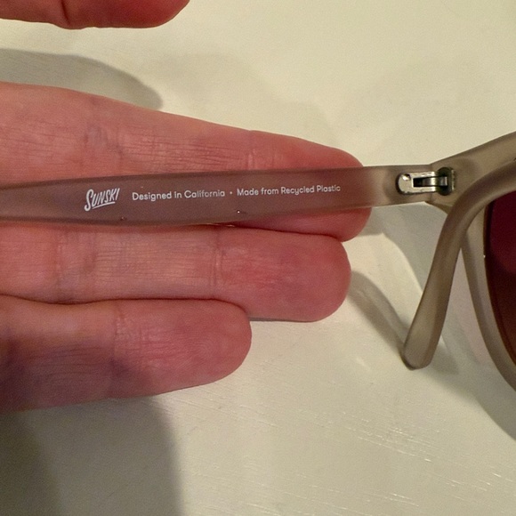 Sunski- Yuba, Stone Terra Fade, Polarized Sunglasses - Picture 6 of 9